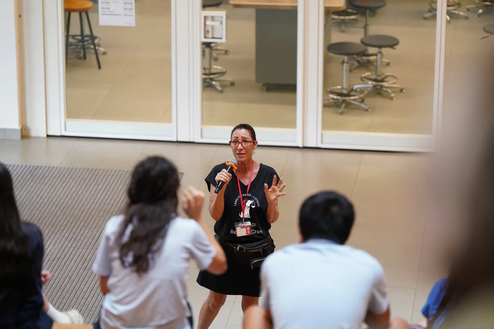 Elizabeth Homfray's session at Lunch & Listen, photograph 1